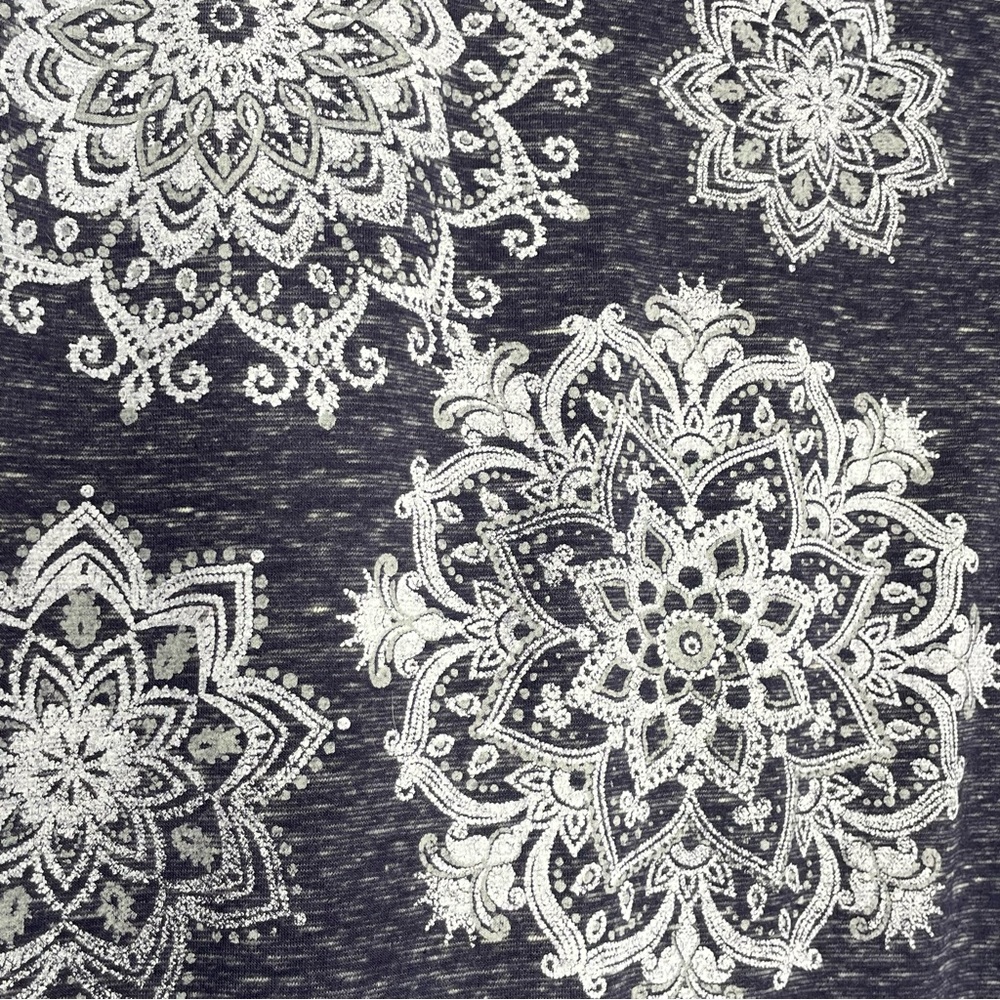 Style & Co. Plus Size Macy’s purple Mandala short sleeve T-Shirt Size 2X - Picture 7 of 9